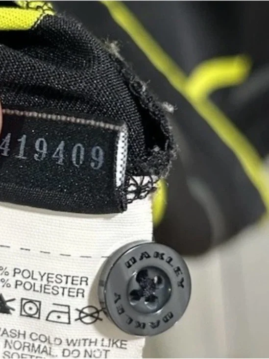 Oakley Polo Shirt Men M Black Yellow Striped Golf - Picture 6 of 6